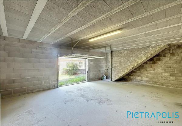 MAISON DE VILLE 100 M2 -3 à 4 CHAMBRES - TERRASSE - GARAGE - TARARE
