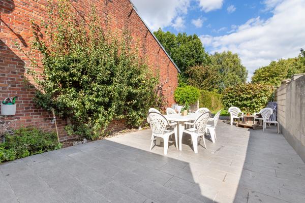 Maison
         5 pièces
        - 142 m² Exclusivité 260 000 €*