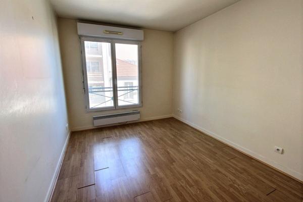 Appartement Asnieres Sur Seine 5 pièces 108.38 m2