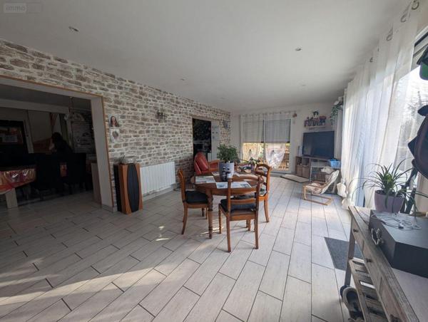 Maison à vendre à Landivisiau dans le Finistère (29400), ref : 4129