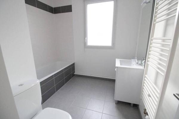 Appartement 2 pièces                                        - 44470 Carquefou - Centre Réf : 12296