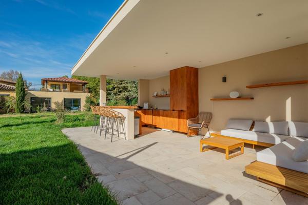 Vente Maison de luxe Aix-en-Provence 12 Pièces 580 m²