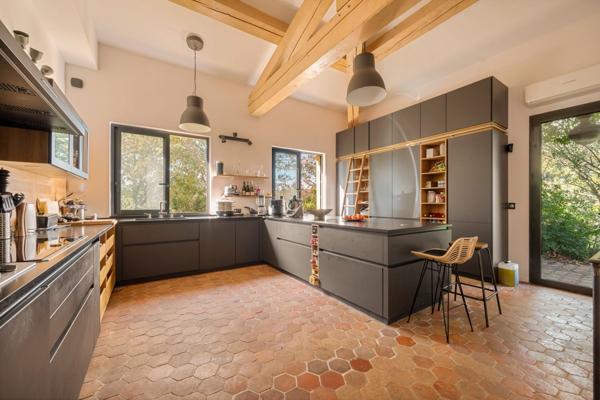 Vente Maison de luxe Aix-en-Provence 12 Pièces 580 m²