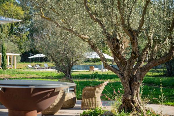 Vente Maison de luxe Aix-en-Provence 12 Pièces 580 m²