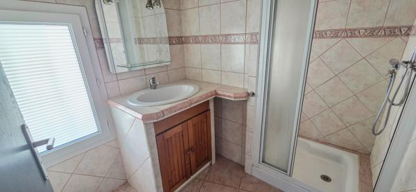 Rians (83560) Propriété 201m2 8 pièces garage et piscine