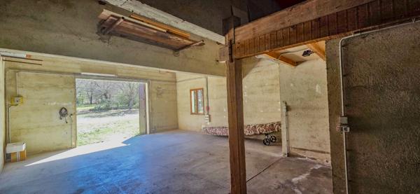 Rians (83560) Propriété 201m2 8 pièces garage et piscine