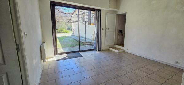 Rians (83560) Propriété 201m2 8 pièces garage et piscine