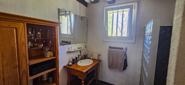 Rians (83560) Propriété 201m2 8 pièces garage et piscine