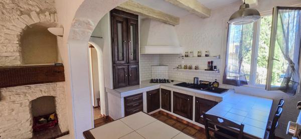 Rians (83560) Propriété 201m2 8 pièces garage et piscine