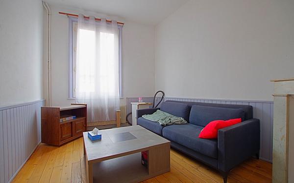 Immeuble à vendre    5 pièces •  Roye