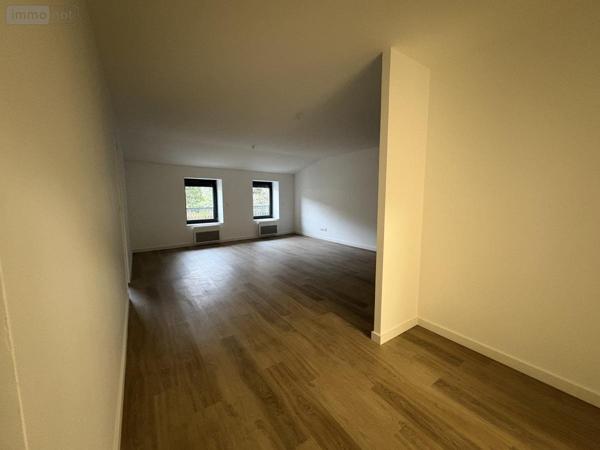 Appartement à louer à Lagnieu dans l'Ain (01150), ref : 01037-L96