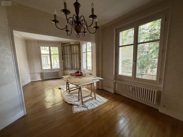 Appartement à vendre à Vichy dans l'Allier (03200), ref : 2025/977-03020