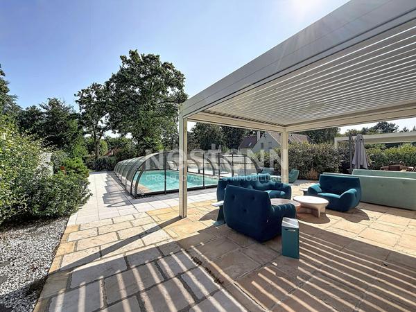 Maison Lamorlaye 10 pièces 430m2 habitable, parc  5100  m², piscine