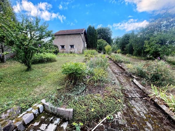 Vente                                                      Maison de village
                        
                     10 pièces                                         à Pexonne