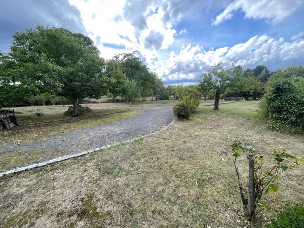 Vente                                                      Maison de village
                        
                     10 pièces                                         à Pexonne
