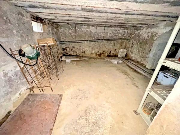Vente                                                      Maison de village
                        
                     10 pièces                                         à Pexonne