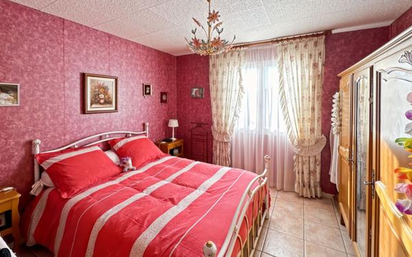 Maison à vendre    5 pièces •  Léguillac-de-l'Auche