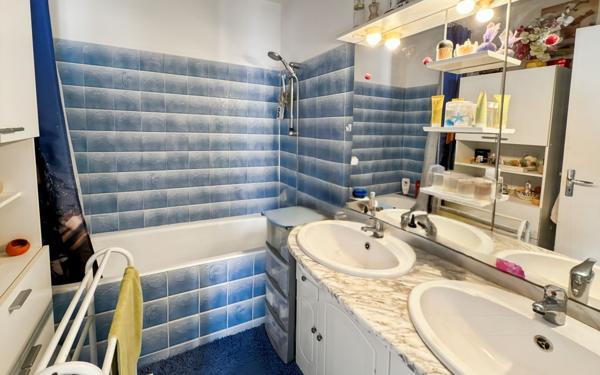 Maison à vendre    5 pièces •  Léguillac-de-l'Auche