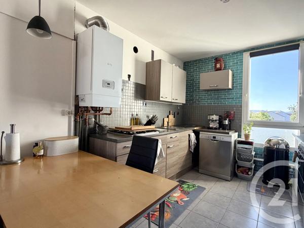 Appartement F4 à vendre  4 pièces - 82 m 2   YUTZ  - 57