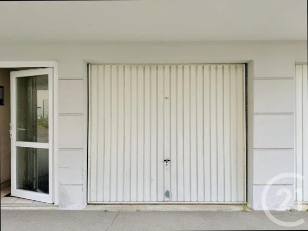 Appartement 4/5 Pièces à vendre  4 pièces - 76 m 2   STRASBOURG  - 67