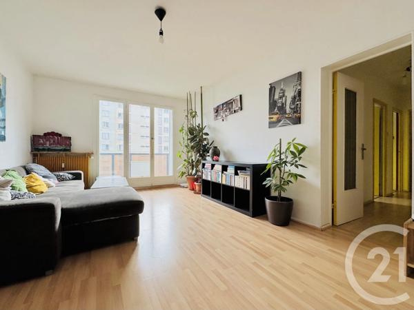 Appartement 4/5 Pièces à vendre  4 pièces - 76 m 2   STRASBOURG  - 67