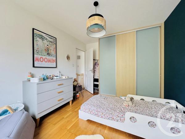 Appartement 4/5 Pièces à vendre  4 pièces - 76 m 2   STRASBOURG  - 67