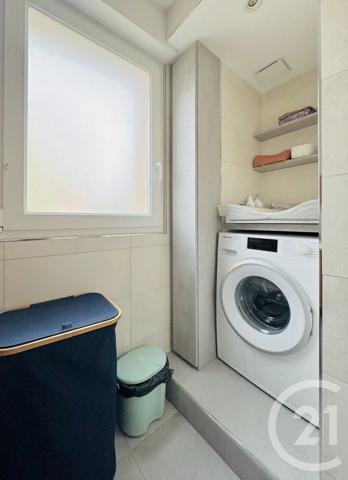 Appartement 4/5 Pièces à vendre  4 pièces - 76 m 2   STRASBOURG  - 67