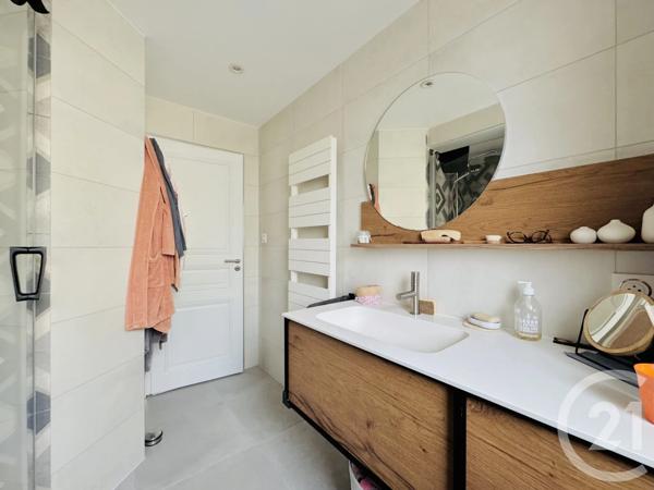 Appartement 4/5 Pièces à vendre  4 pièces - 76 m 2   STRASBOURG  - 67