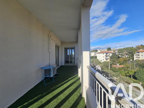 Appartement à vendre 4 pièces 97 m² Antibes