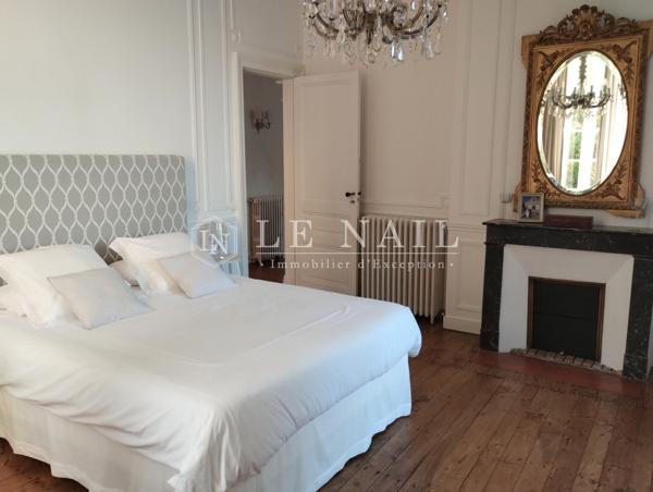Maison de maître rive droite de Bordeaux en Entre-Deux-Mers, au calme
