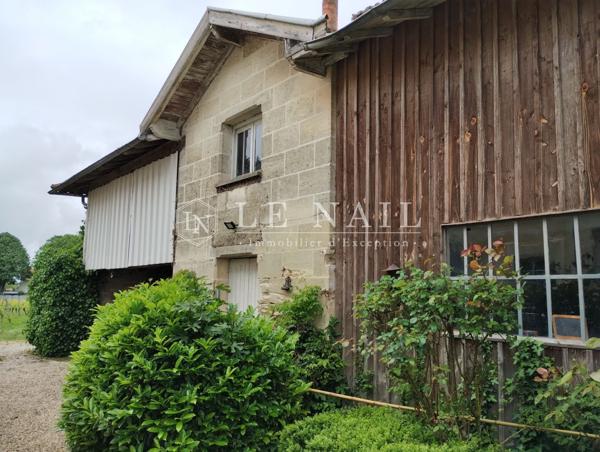 Maison de maître rive droite de Bordeaux en Entre-Deux-Mers, au calme