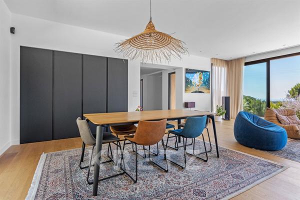 Villa vue mer proche Bandol