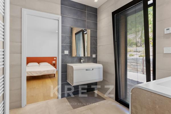 Villa vue mer proche Bandol