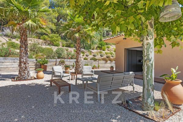 Villa vue mer proche Bandol