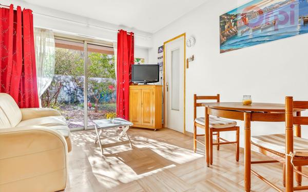 Appartement à vendre    1 pièce • 30 m2 Saint-Laurent-du-Var