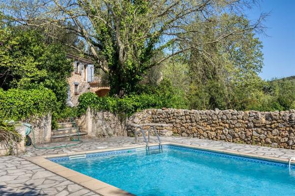 Vente Villa de luxe Montauroux 6 Pièces 250 m²