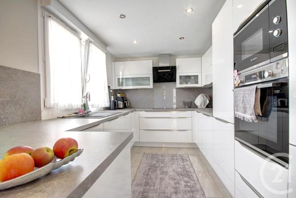 Appartement à vendre  3 pièces - 77,72 m 2   ERSTEIN  - 67