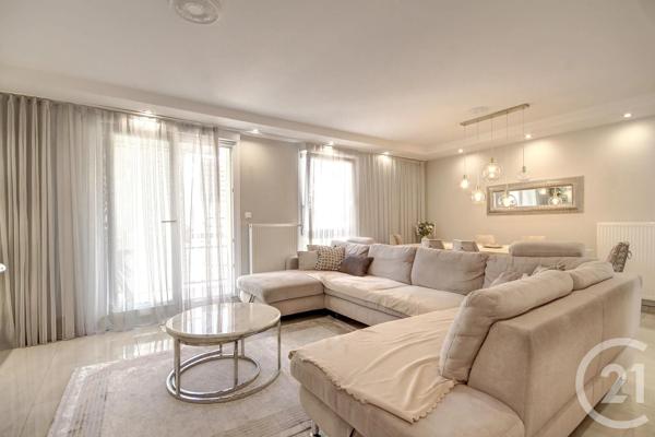 Appartement à vendre  3 pièces - 77,72 m 2   ERSTEIN  - 67