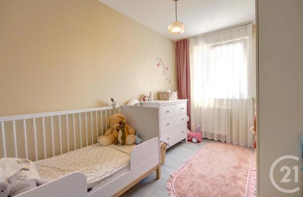 Appartement à vendre  3 pièces - 77,72 m 2   ERSTEIN  - 67