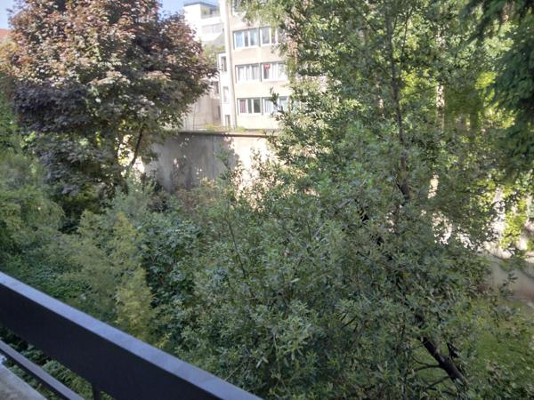 Appartement · Location Paris (75011) 3 pièces · 66m²