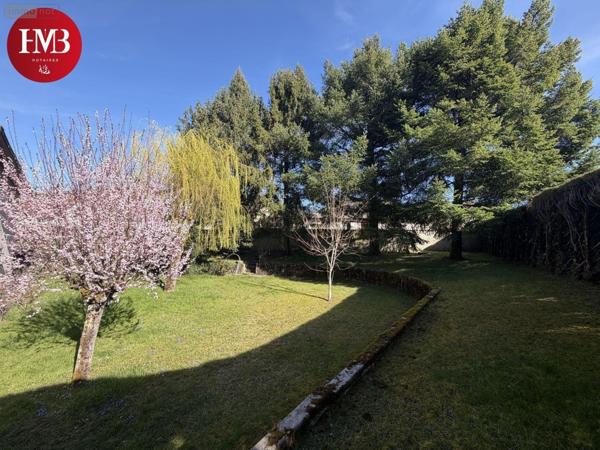 Maison à vendre à Arpajon-sur-Cère dans le Cantal (15130), ref : 10627/1031