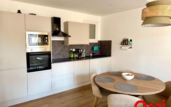 Appartement à vendre    3 pièces • 62,06 m2 Marseille 7