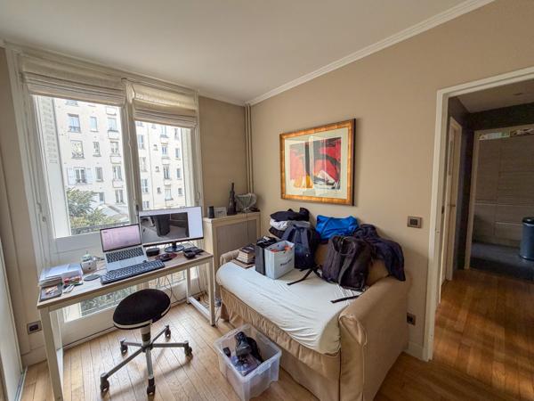 Levallois-Perret - À LOUER - 3 pièces meublé de 56 m²