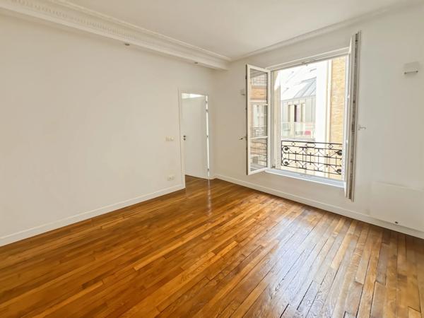 Appartement Paris 15 e - COMMERCE / LETELLIER