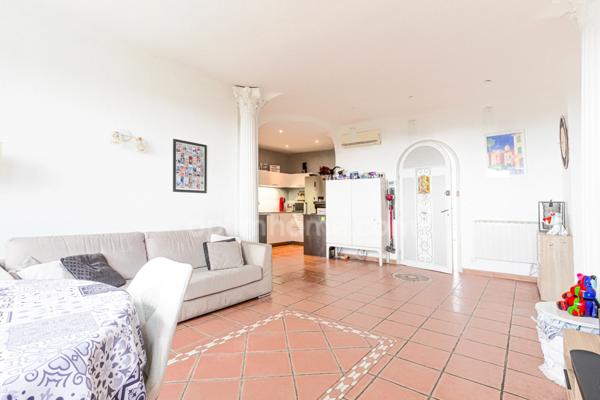 Appartement à vendre 4 pièces VENCE (06) VUE MER PANORAMIQUE et SANS charge de copropriété !