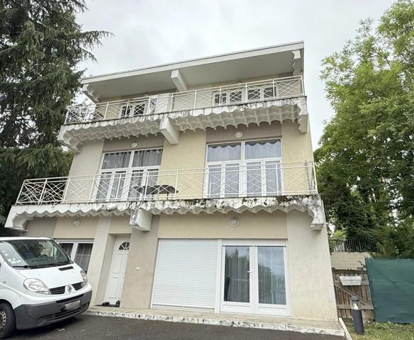 Vente                                                      Immeuble
                        
                                                            à Épinay-sur-Orge