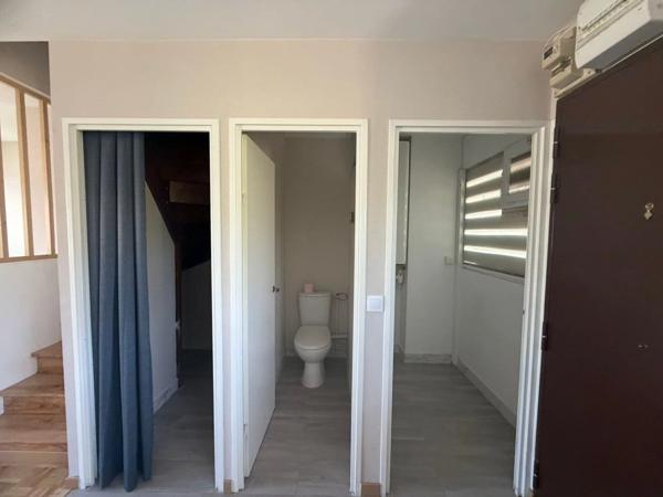 Location                                                      Appartement
                        
                     4 pièces                      68 m2                     à Pessac
