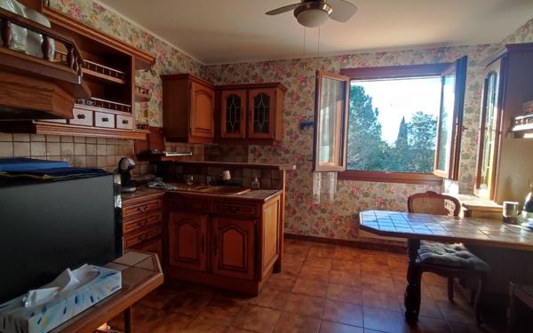 Maison à vendre    5 pièces • 138 m2 Nîmes