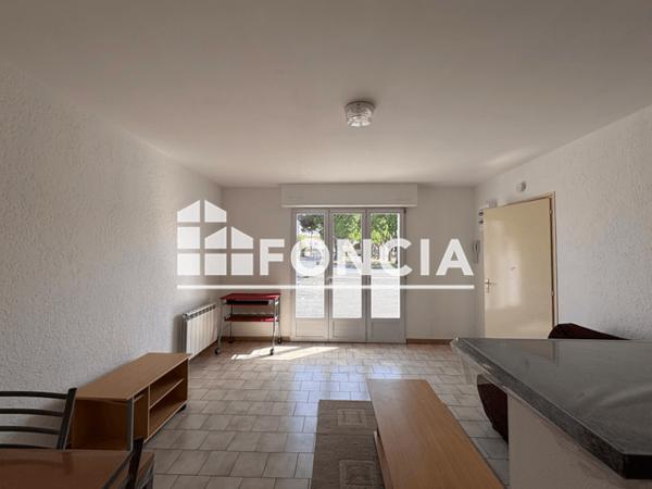 Location Studio meublé 26 m² - 18 AVENUE PASTEUR Niort 79000