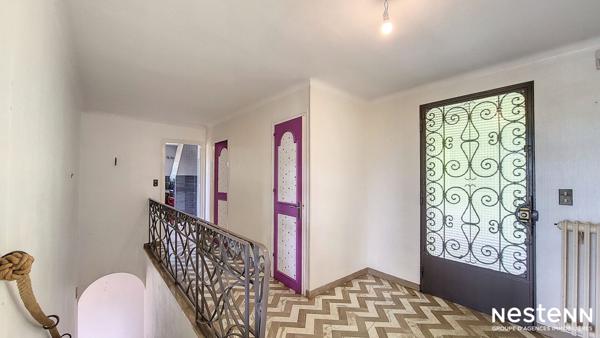 A Vendre en viager libre d'occupant Maison de 260 m² avec garages, piscine et jardin à Valence-sur-Baïse